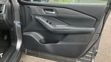 Nissan Qashqai 1.3 DiG-T MH Acenta Premium 5dr Petrol Hatchback